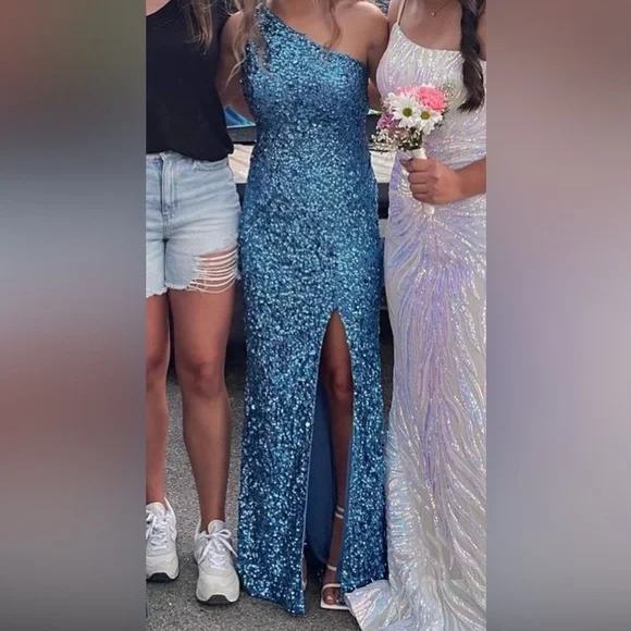 Sherri Hill Prom Dress size 2 - Picture 1 of 3